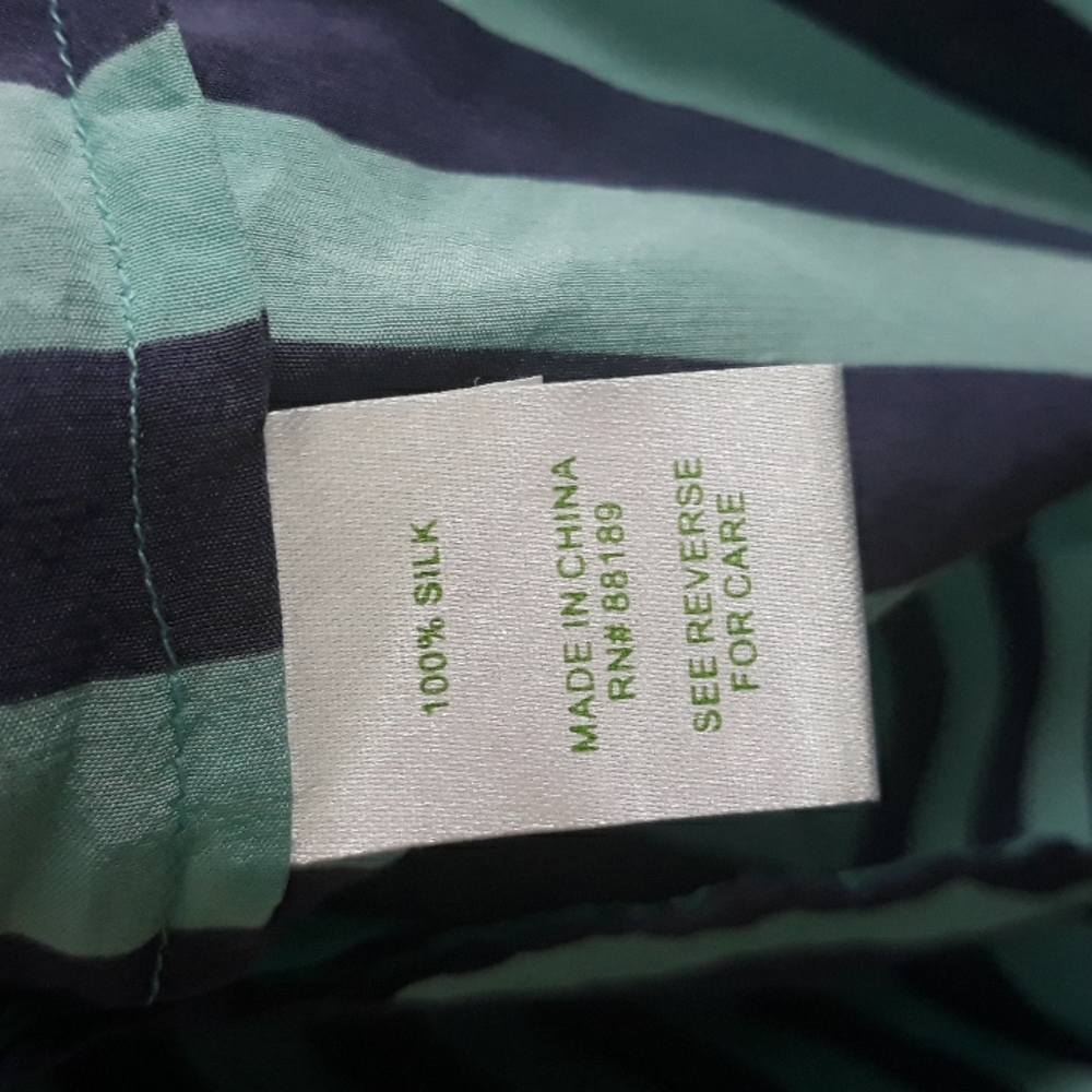 Lilly Pulitzer silk top - Picture 4 of 9